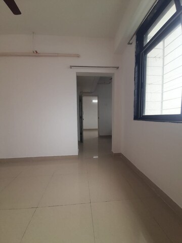 Room in 1 BHK Apartment at Goregaon West – for Rent