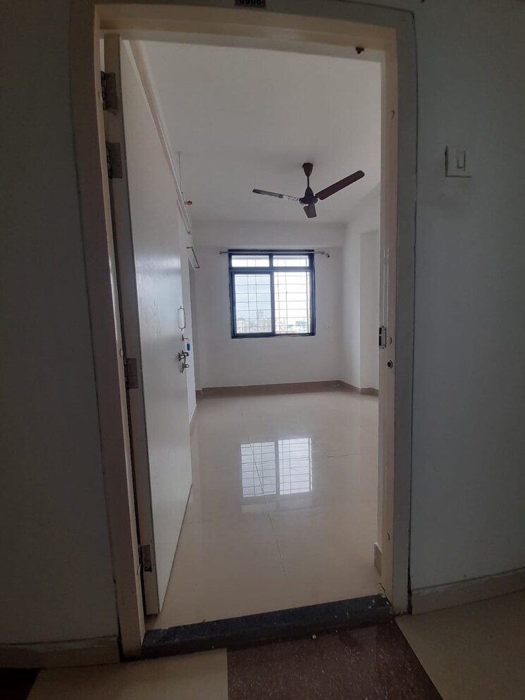 Room, goregaon west 1 Bedroom 322 Sq.Ft. Apartment In Goregaon West Mumbai 9038192