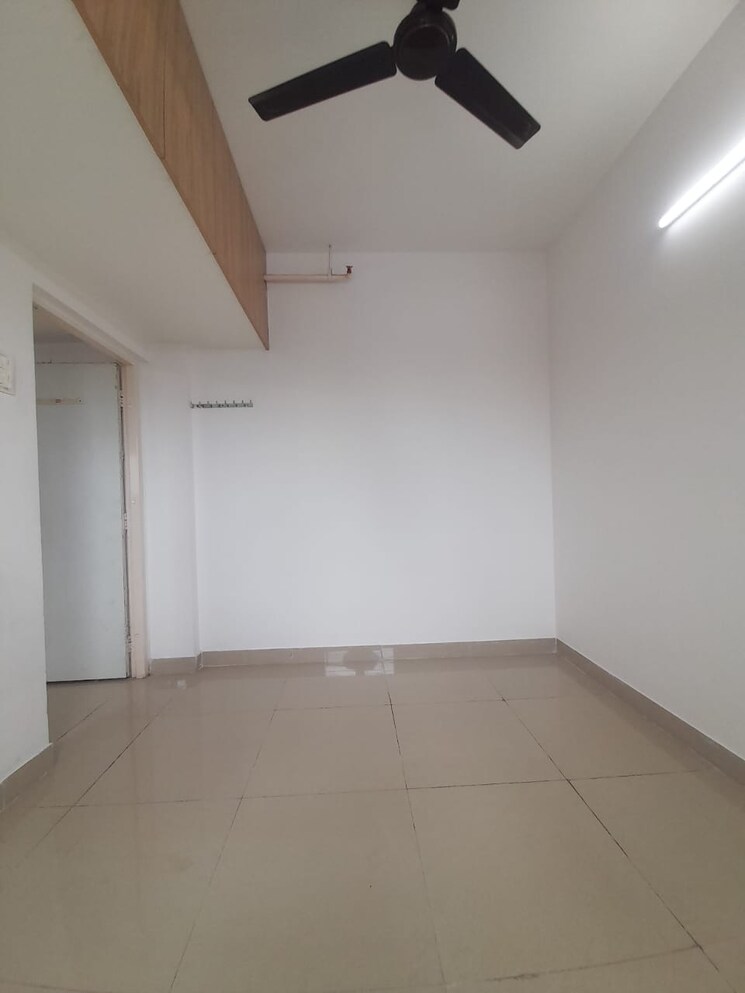 Room, goregaon west 1 Bedroom 322 Sq.Ft. Apartment In Goregaon West Mumbai 9038192