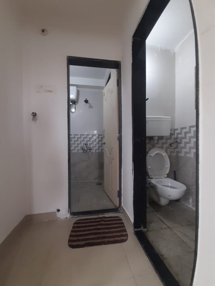 Bathroom, goregaon west 1 Bedroom 322 Sq.Ft. Apartment In Goregaon West Mumbai 9038192