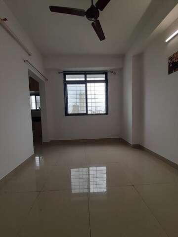 Room in 1 BHK Apartment at Goregaon West – for Rent
