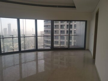 Room in 3 BHK Apartment at Lodha World View, Worli – for Rent