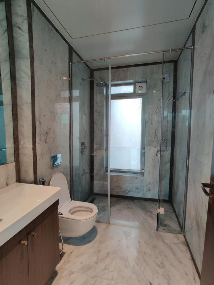Attached Bathroom, kalpataru-avana 3 Bedroom 1846 Sq.Ft. Apartment In Parel Mumbai 9038255
