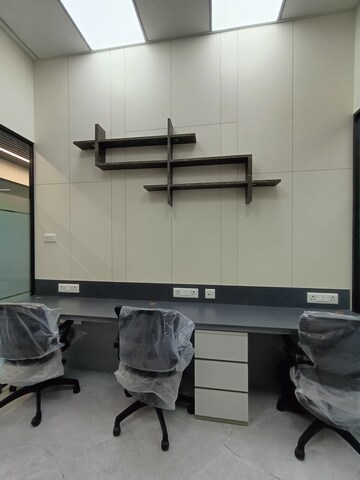  Co-working Space For Rent in Mani Casadona, New Town