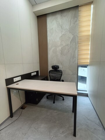   Co-working Space at Mani Casadona, New Town – for Rent
