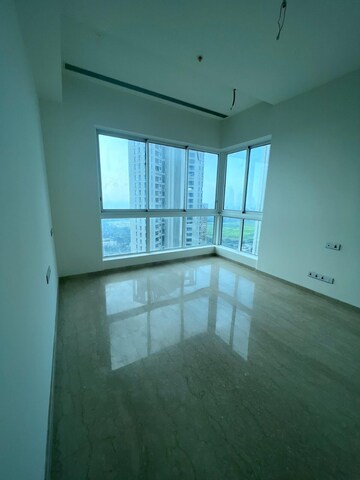 3 BHK Apartment For Rent in K Raheja Vivarea, Mahalaxmi