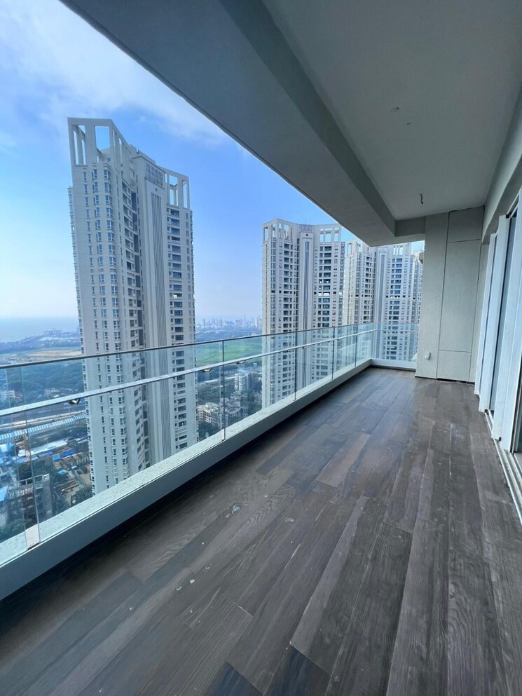 Balcony, k-raheja-vivarea 3 Bedroom 2240 Sq.Ft. Apartment In Mahalaxmi Mumbai 9038312