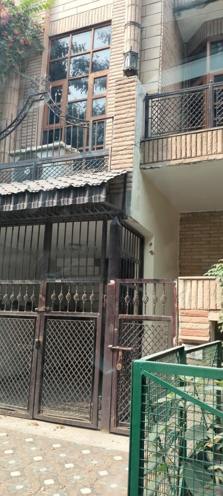 Exterior View, sector 11 6+ Bedroom 200 Sq.Mt. Independent House In Sector 11 Noida 9038369