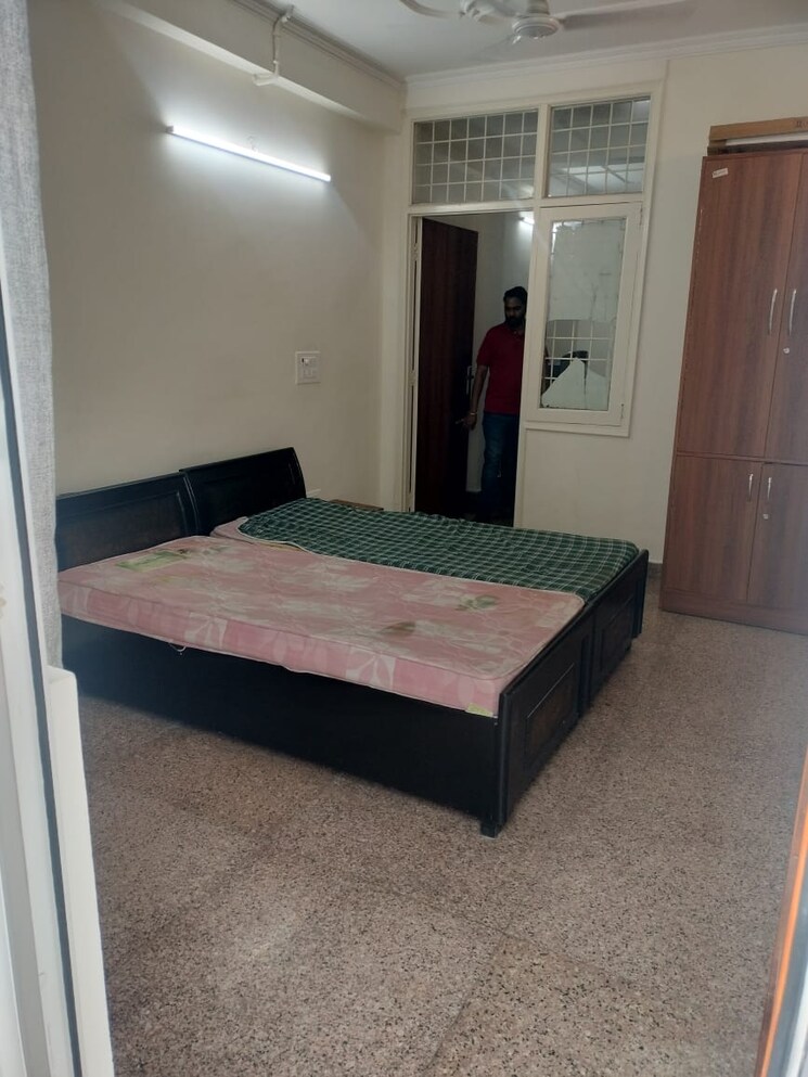 Bedroom, sushant lok i 1 Bedroom 600 Sq.Ft. Builder Floor In Sushant Lok I Gurgaon 9038341