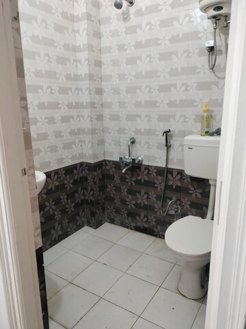 Bathroom in 1 BHK Builder Floor at Sushant Lok I – for Rent