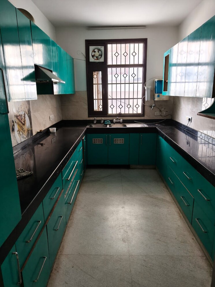 Kitchen, ajnara-homes 2 Bedroom 925 Sq.Ft. Apartment In Sector 16b Greater Noida Greater Noida 9038340