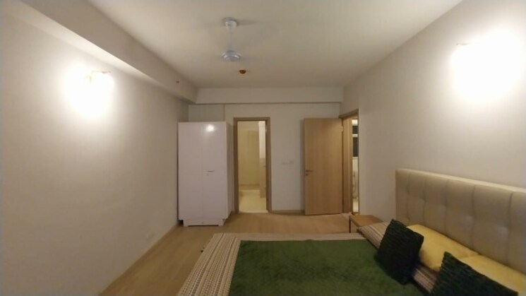 Room, dlf-new-town-heights-i 3.5 Bedroom 1930 Sq.Ft. Apartment In Sector 90 Gurgaon 9038394