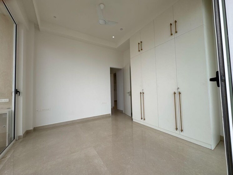 Room, indiabulls-sky-forest 3 Bedroom 2708 Sq.Ft. Apartment In Lower Parel Mumbai 9038351