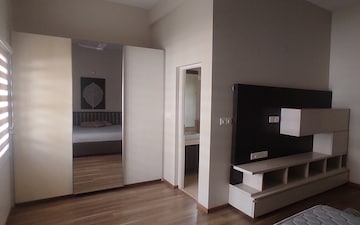 Room in 4 BHK Villa at Prestige Augusta Golf Village, Kothanur – for Rent