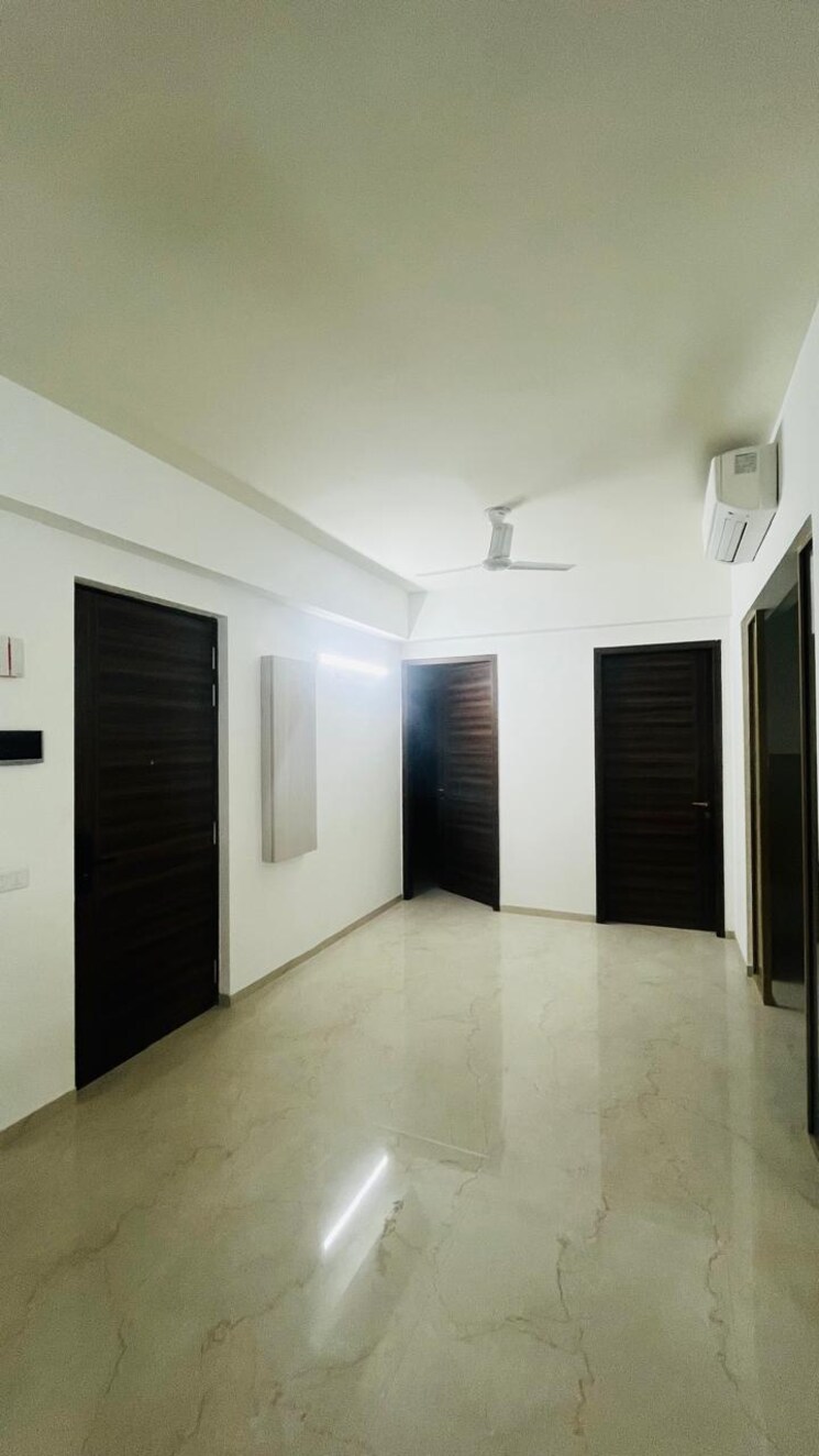 undefined, smart-world-orchard 3 Bedroom 1680 Sq.Ft. Apartment In Sector 61 Gurgaon 9038511