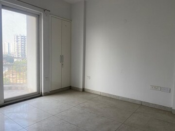 Room in 3 BHK Apartment at Urbtech Hilston, Sector 79 – for Rent