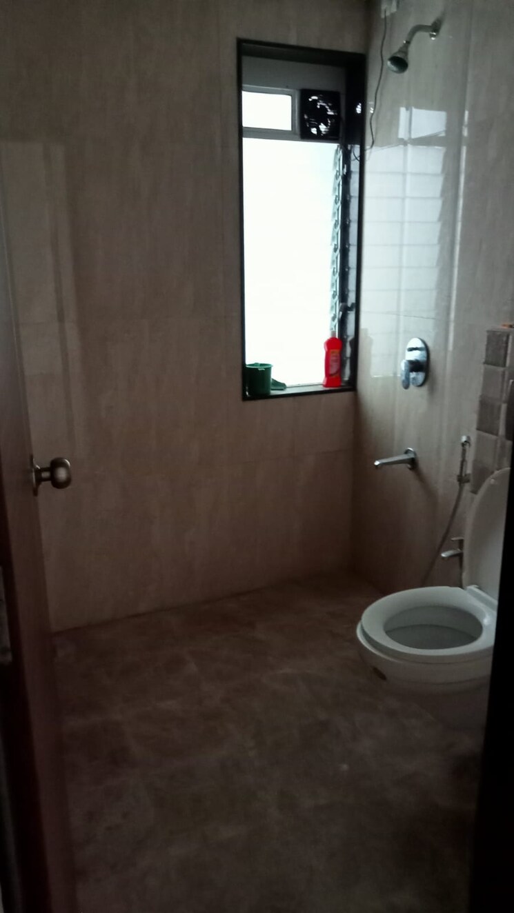 Bathroom, lower parel west 2 Bedroom 550 Sq.Ft. Apartment In Lower Parel West Mumbai 9038523
