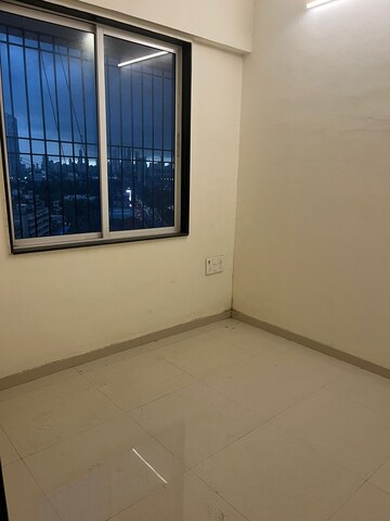 Room in 2 BHK Apartment at Lower Parel West – for Sale