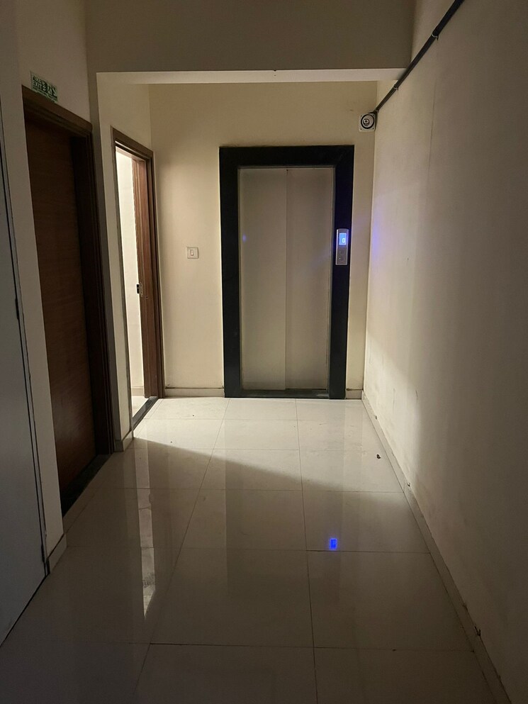 undefined, lower parel west 2 Bedroom 550 Sq.Ft. Apartment In Lower Parel West Mumbai 9038523