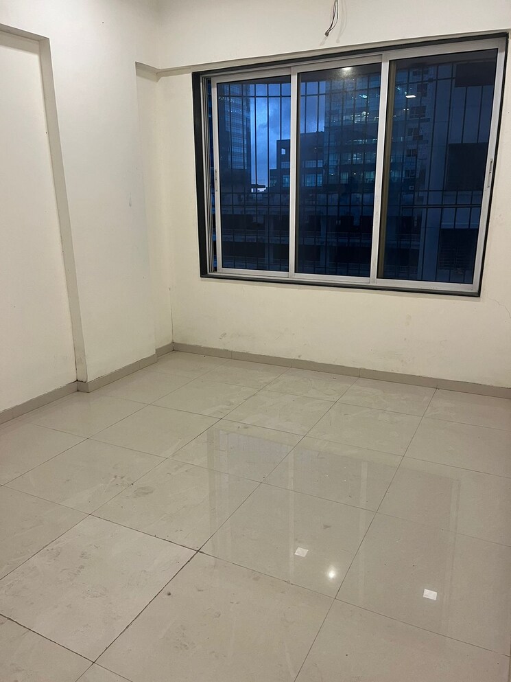 Room, lower parel west 2 Bedroom 550 Sq.Ft. Apartment In Lower Parel West Mumbai 9038523