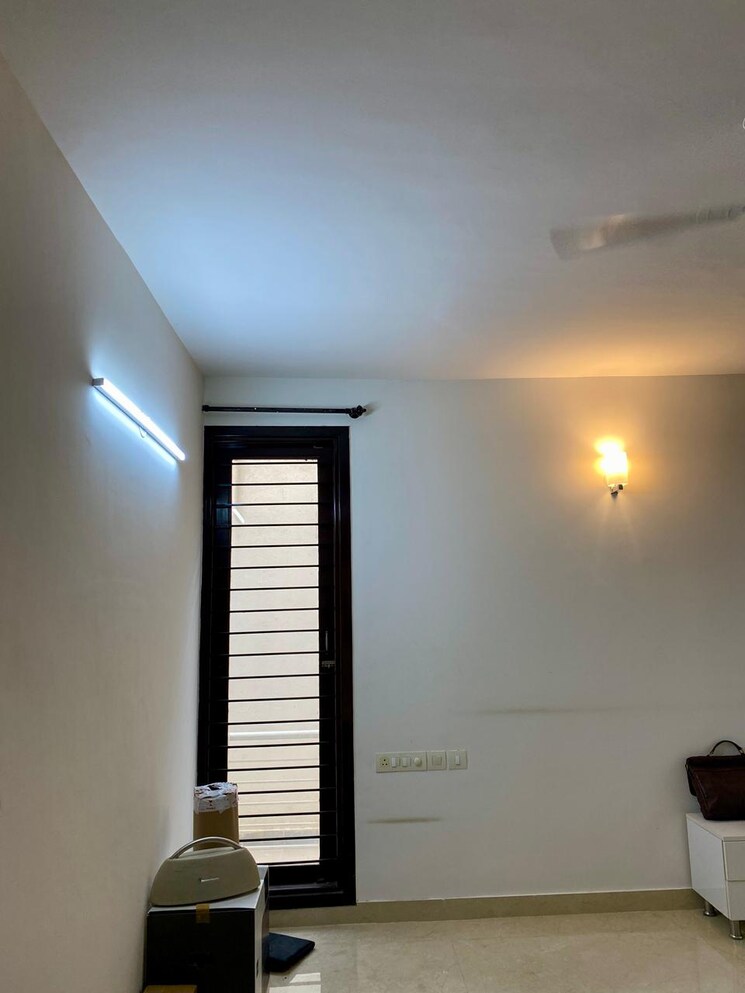 Room, krishna-northwoods 4 Bedroom 3500 Sq.Ft. Villa In Chokkanahalli Bangalore 9038632