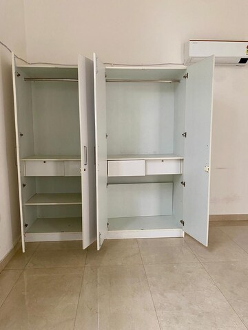 Room in 4 BHK Villa at Krishna Northwoods, Chokkanahalli – for Rent