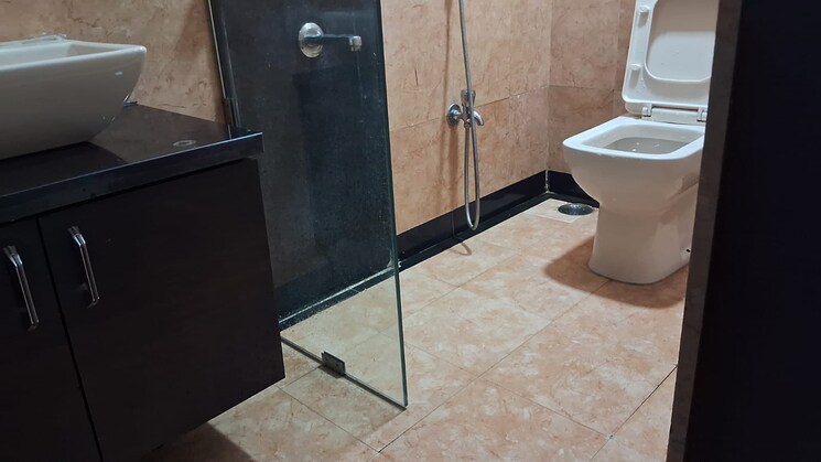 Bathroom, sector 8 kharghar 3 Bedroom 1500 Sq.Ft. Apartment In Sector 8 Kharghar Navi Mumbai 9038618