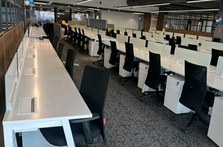 Team Area, vijay nagar Commercial Office Space 7000 Sq.Ft. In Vijay Nagar Indore 9038654