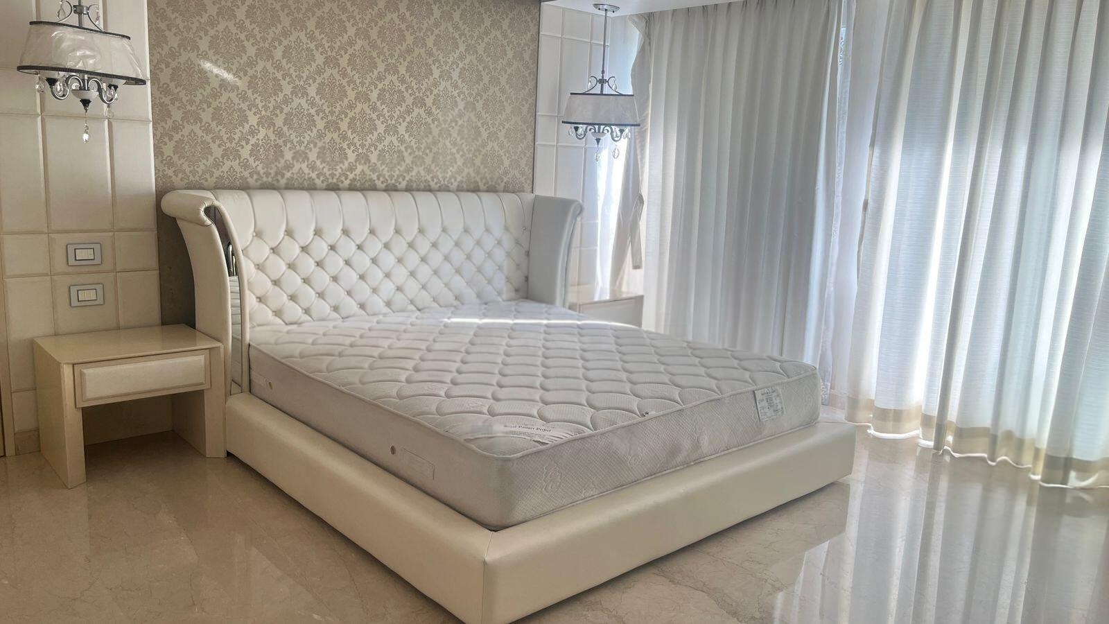 3 BHK + Servant Room Apartment For Rent in Prabhadevi CHS