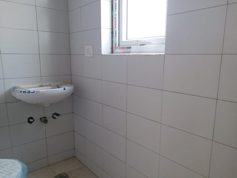 Bathroom, bptp-park-elite-floors 3 Bedroom 1045 Sq.Ft. Builder Floor In Sector 85 Faridabad 9038760
