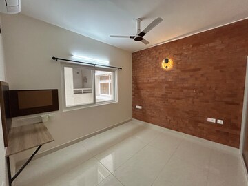 Furnished Amenities in 3 BHK Apartment at Prestige Beverly Hills, Kokapet – for Rent