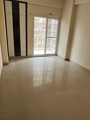 Room in 3.5 BHK Apartment at Anthem French Apartments, Sector 16b Greater Noida – for Sale