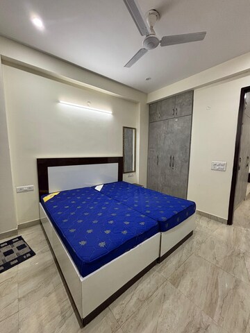 Bedroom in 2 BHK Builder Floor at Sector 46 – for Rent