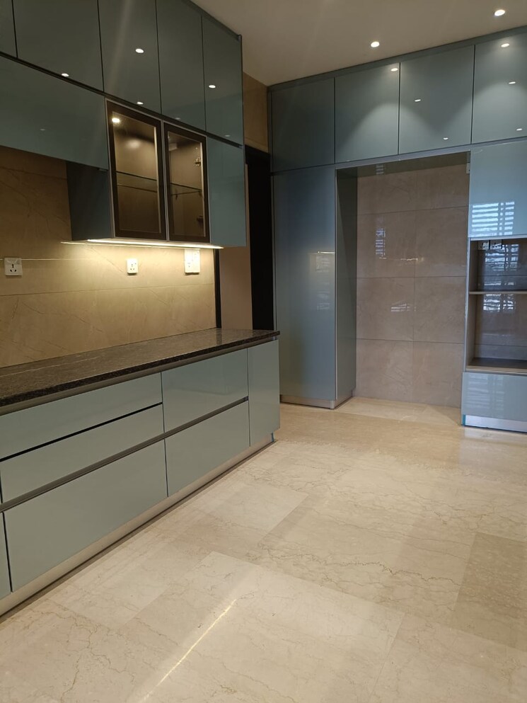 Room, agol 4 Bedroom 5450 Sq.Ft. Apartment In Agol Ahmedabad 9038770