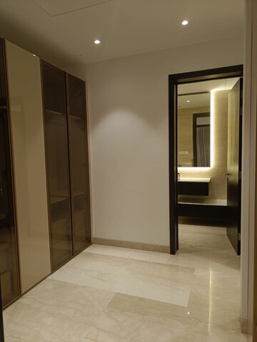 Room in 4 BHK Apartment at Agol – for Rent
