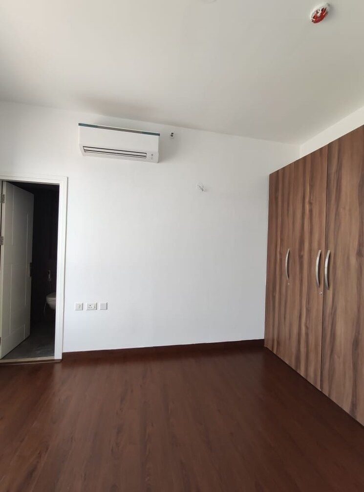 Room, raheja-navodaya 3 Bedroom 1990 Sq.Ft. Apartment In Sector 95 Gurgaon 9038912