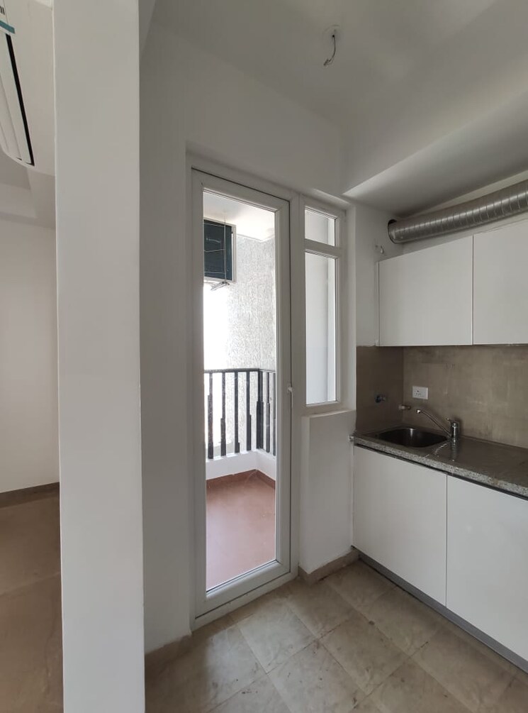 Room, raheja-navodaya 3 Bedroom 1990 Sq.Ft. Apartment In Sector 95 Gurgaon 9038912