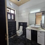 3.5 BHK + Pooja Room,Servant Room 2200 Sq.Ft. Builder Floor in Sector 19