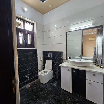 3.5 BHK Builder Floor For Sale in Sector 19