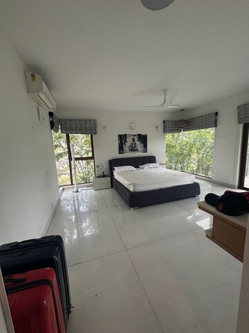Bedroom in 3 BHK Apartment at Prestige Edwardian, Vasanth Nagar – for Rent