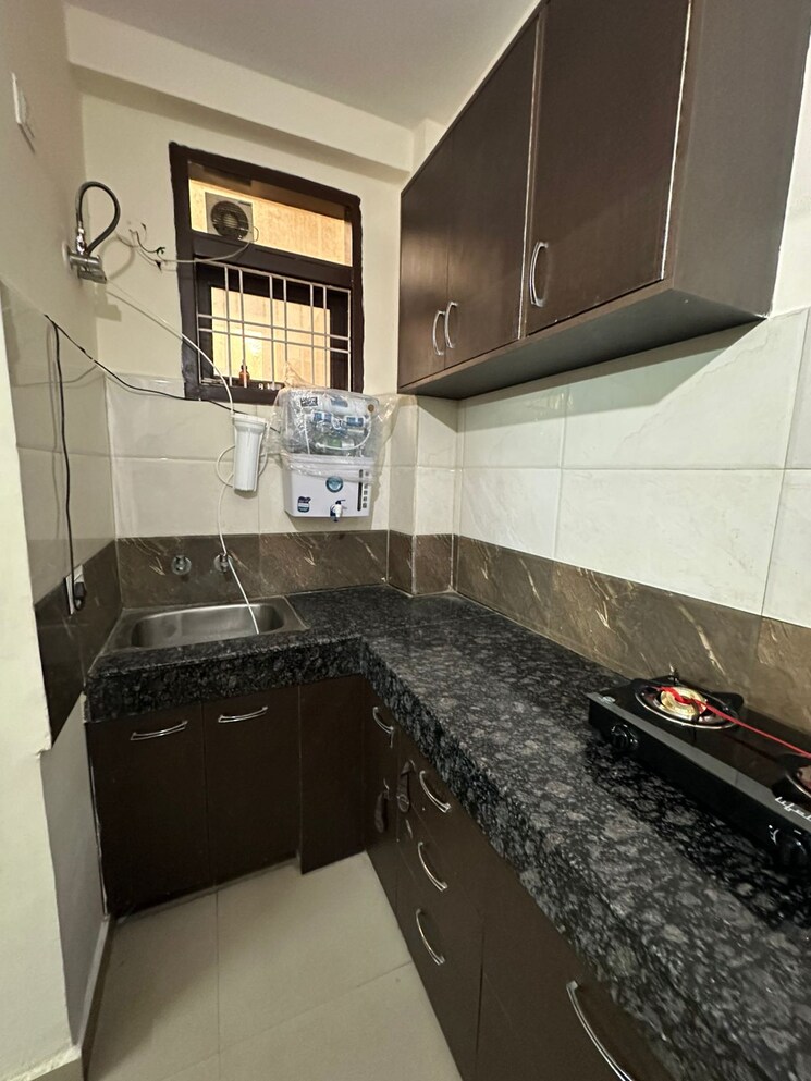 Kitchen, sector 55 1.5 Bedroom 850 Sq.Ft. Builder Floor In Sector 55 Gurgaon 9039071