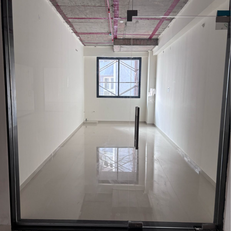 undefined, vardhaman-moonstone Commercial Office Space 350 Sq.Ft. In Mumbai Bangalore Highway Pune 9039074