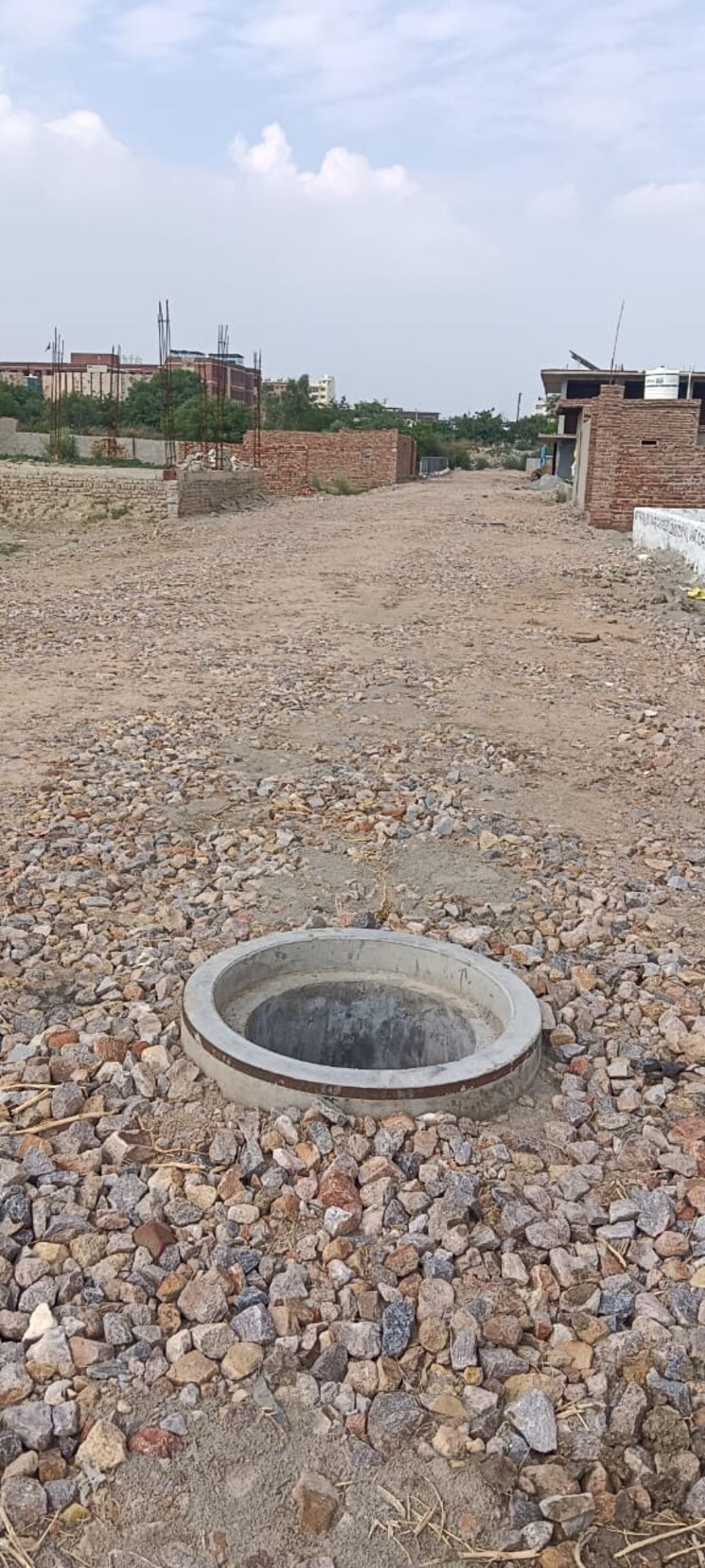 Other, knowledge park ii greater noida  100 Sq.Yd. Plot In Knowledge Park Ii Greater Noida Greater Noida 9039087