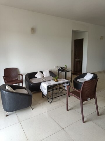 2 BHK Apartment For Rent in Kadamba Plateau