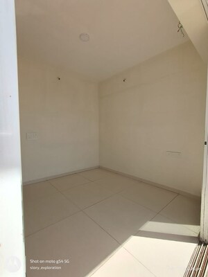 Room in 1 BHK Apartment at Parth Skyone, Dombivli East – for Sale