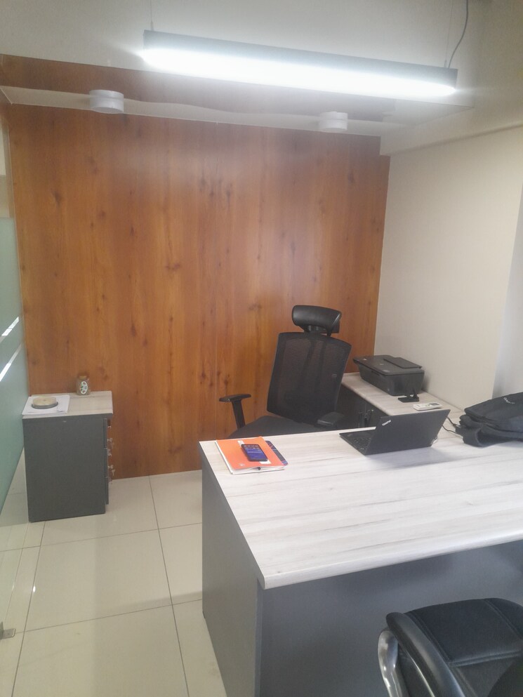 Team Area, shilp-corporate-park Commercial Office Space 1322 Sq.Ft. In Bodakdev Ahmedabad 9039110