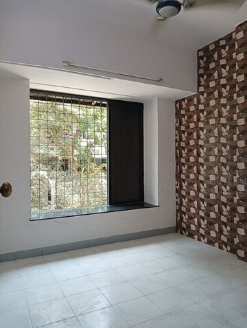 Room in 3 BHK Builder Floor at Sushant Lok I – for Sale