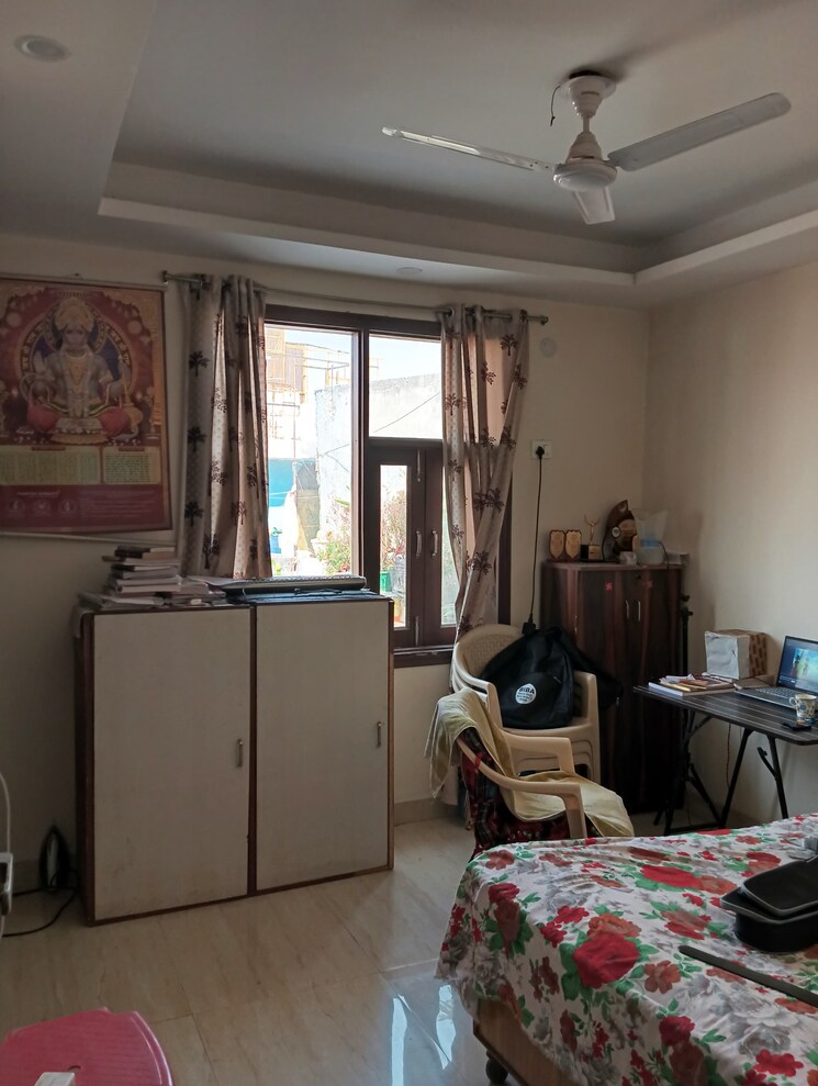 Room, lado sarai 2 Bedroom 90 Sq.Yd. Builder Floor In Lado Sarai Delhi 8972567