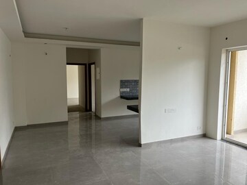 Room in 3 BHK Apartment at Tulip Yellow, Sector 69 – for Rent