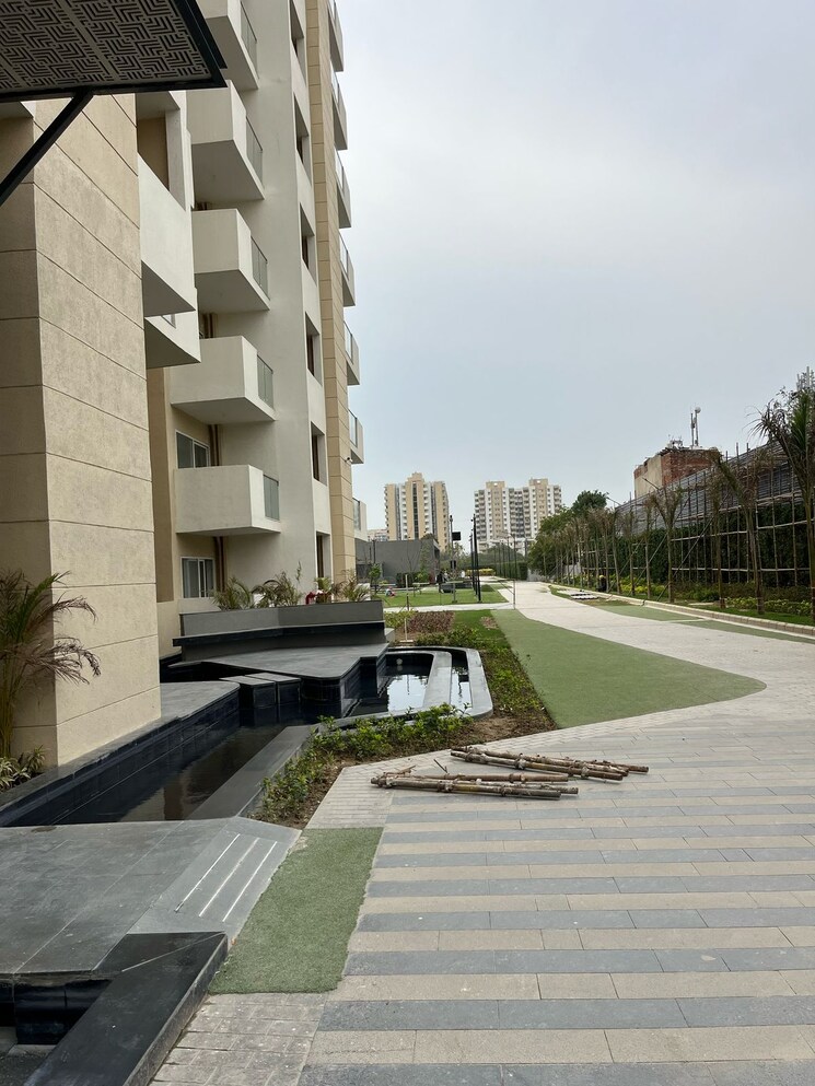 Exterior View, tulip-yellow 3 Bedroom 1704 Sq.Ft. Apartment In Sector 69 Gurgaon 9039161